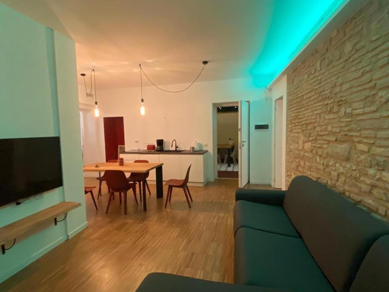 Colonia Iulia Apartment สเปลโล ภายนอก รูปภาพ